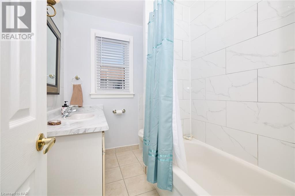 7099 Margaret Street, Niagara Falls, Ontario  L2G 2W3 - Photo 13 - 40517573