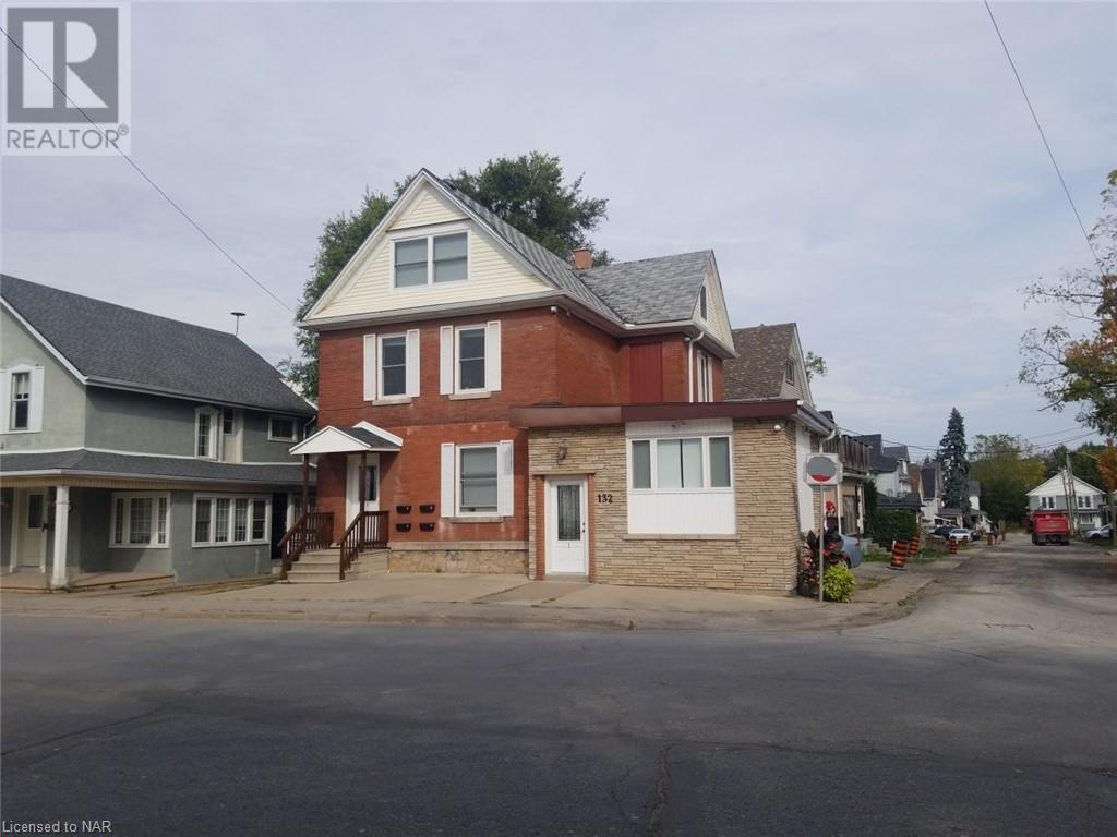 132 West Main Street, Welland, Ontario  L3C 5A2 - Photo 2 - 40515748