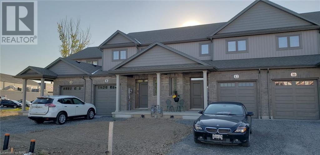8 Manhattan Court, St. Catharines, Ontario  L2R 0B8 - Photo 2 - 40517187
