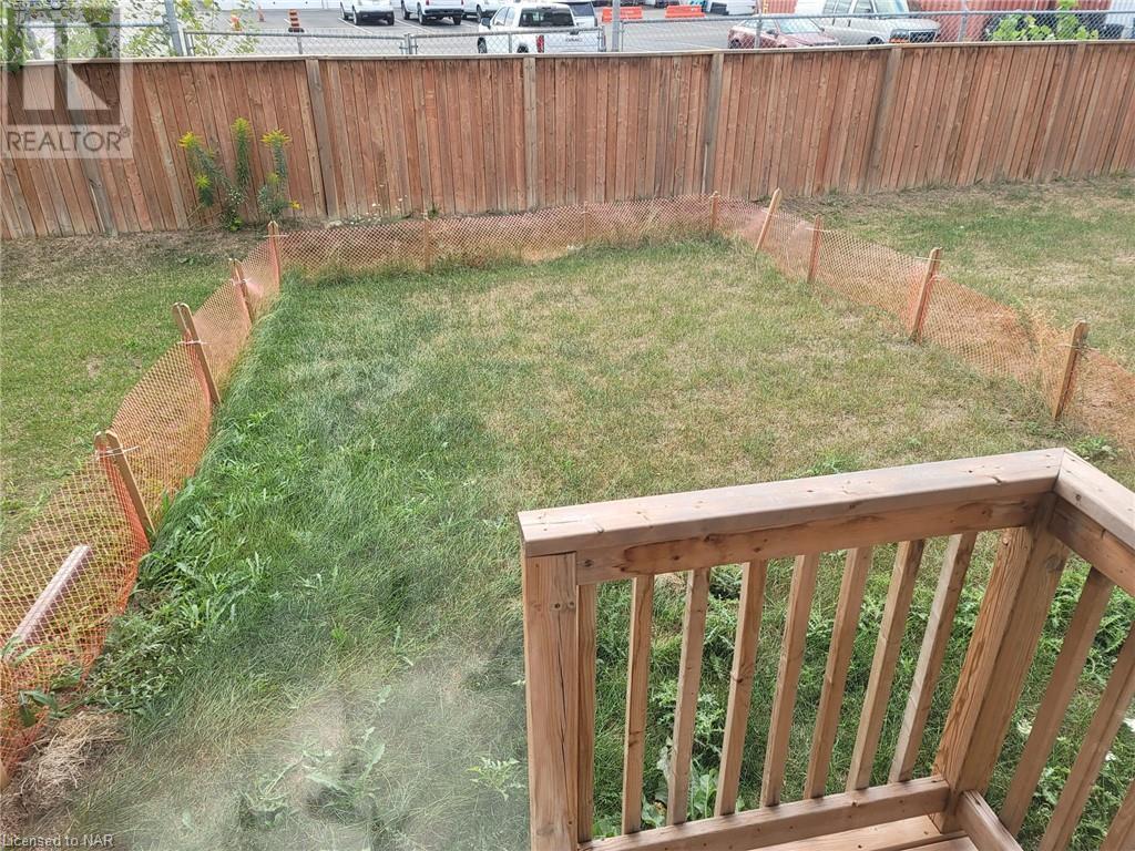 8 Manhattan Court, St. Catharines, Ontario  L2R 0B8 - Photo 26 - 40517187