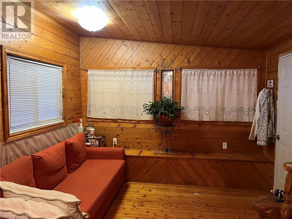 695 Lakeside Road, Fort Erie, Ontario  L2A 4V4 - Photo 12 - 40516358