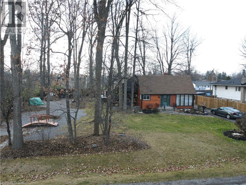 695 Lakeside Road, Fort Erie, Ontario  L2A 4V4 - Photo 2 - 40516358