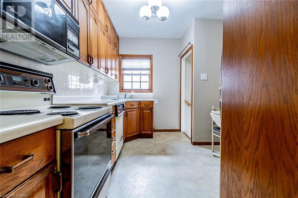 9 Water Street, St. Catharines, Ontario  L2R 4T6 - Photo 12 - 40517223