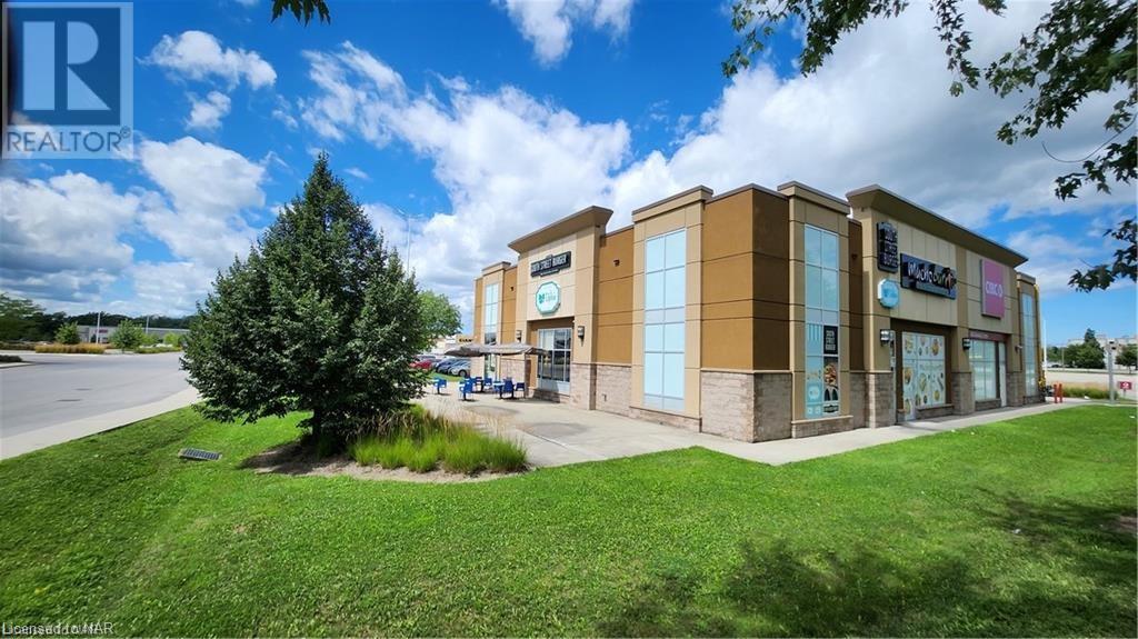 7555 Montrose Road Unit# D3, Niagara Falls, Ontario  L2H 2E9 - Photo 2 - 40517911