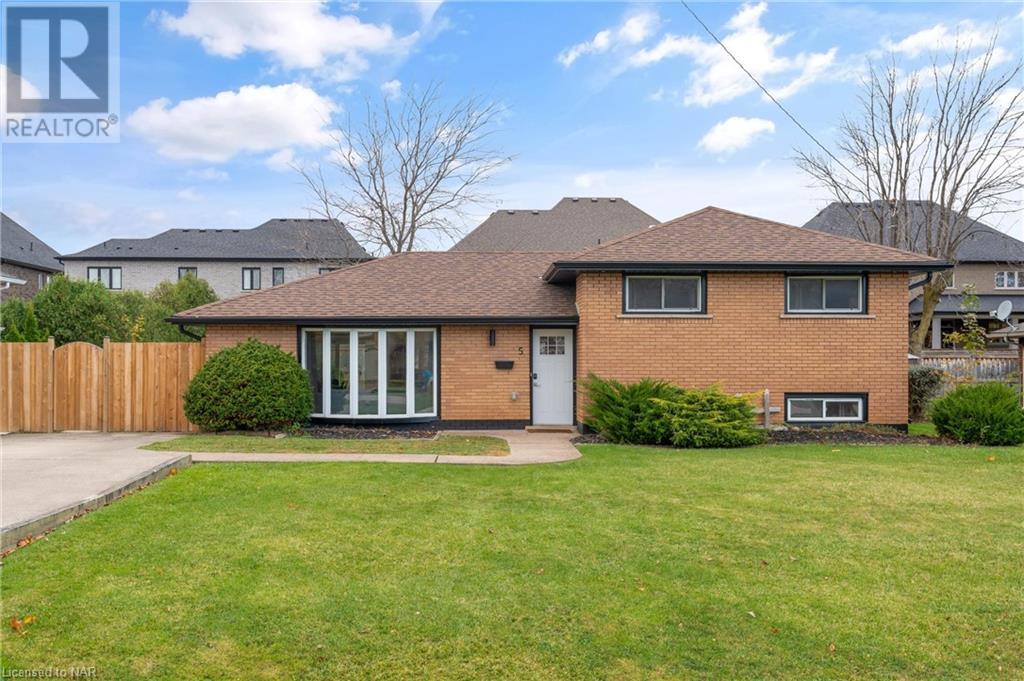 5 DOUGLAS Avenue, grimsby, Ontario