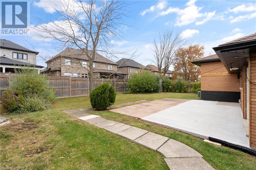 5 Douglas Avenue, Grimsby, Ontario  L3M 4E3 - Photo 34 - 40517507