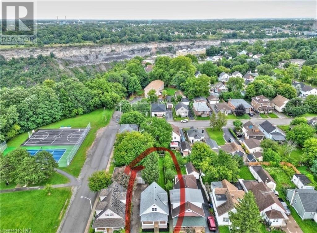 4088 Broughton Avenue Unit# Upper Unit, Niagara Falls, Ontario  L2E 3K6 - Photo 2 - 40517886