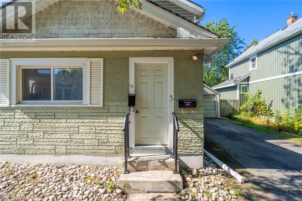 13 Woodland Avenue, St. Catharines, Ontario  L2R 5A1 - Photo 2 - 40518068
