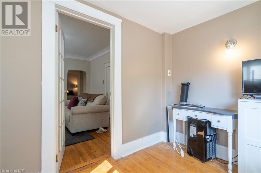 13 Woodland Avenue, St. Catharines, Ontario  L2R 5A1 - Photo 24 - 40518068