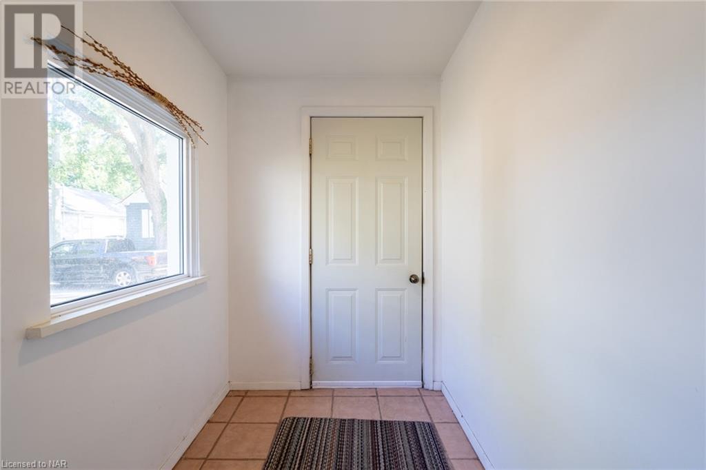 13 Woodland Avenue, St. Catharines, Ontario  L2R 5A1 - Photo 25 - 40518068
