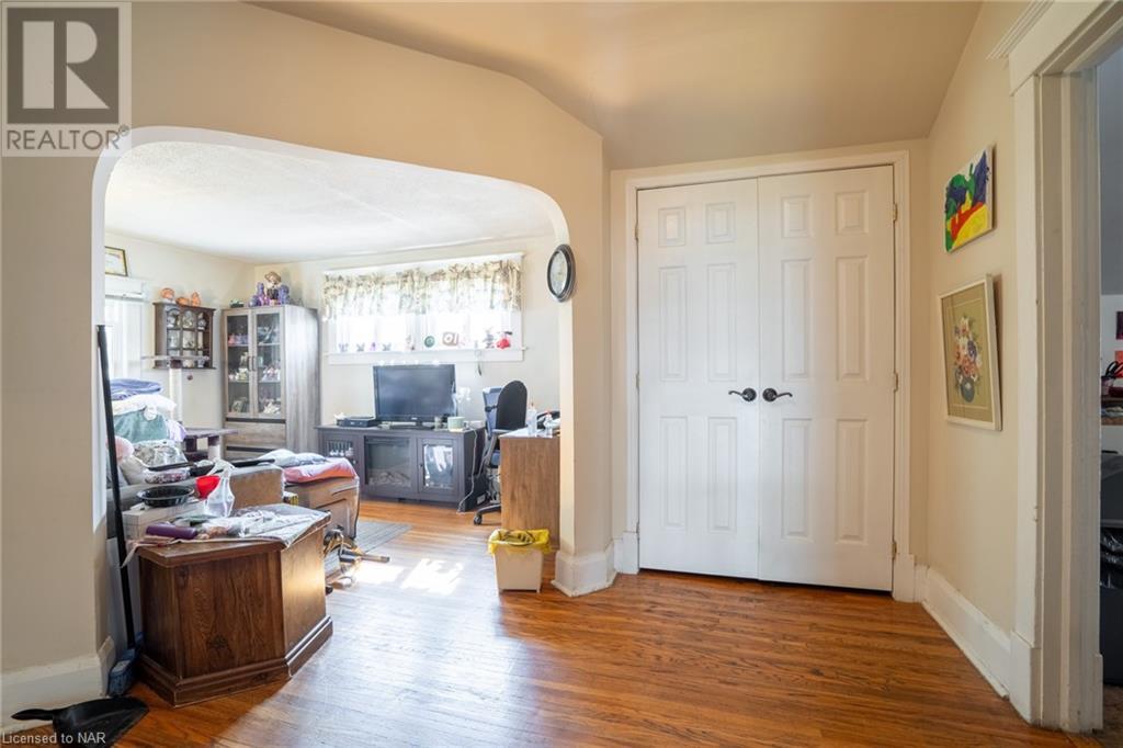 13 Woodland Avenue, St. Catharines, Ontario  L2R 5A1 - Photo 27 - 40518068