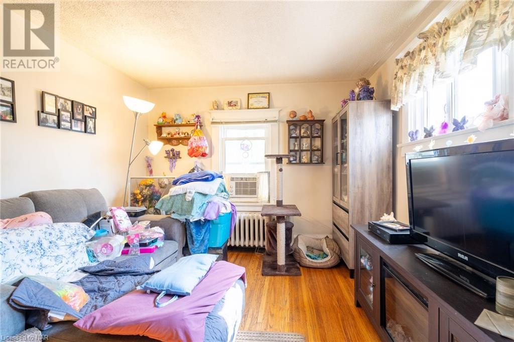 13 Woodland Avenue, St. Catharines, Ontario  L2R 5A1 - Photo 35 - 40518068