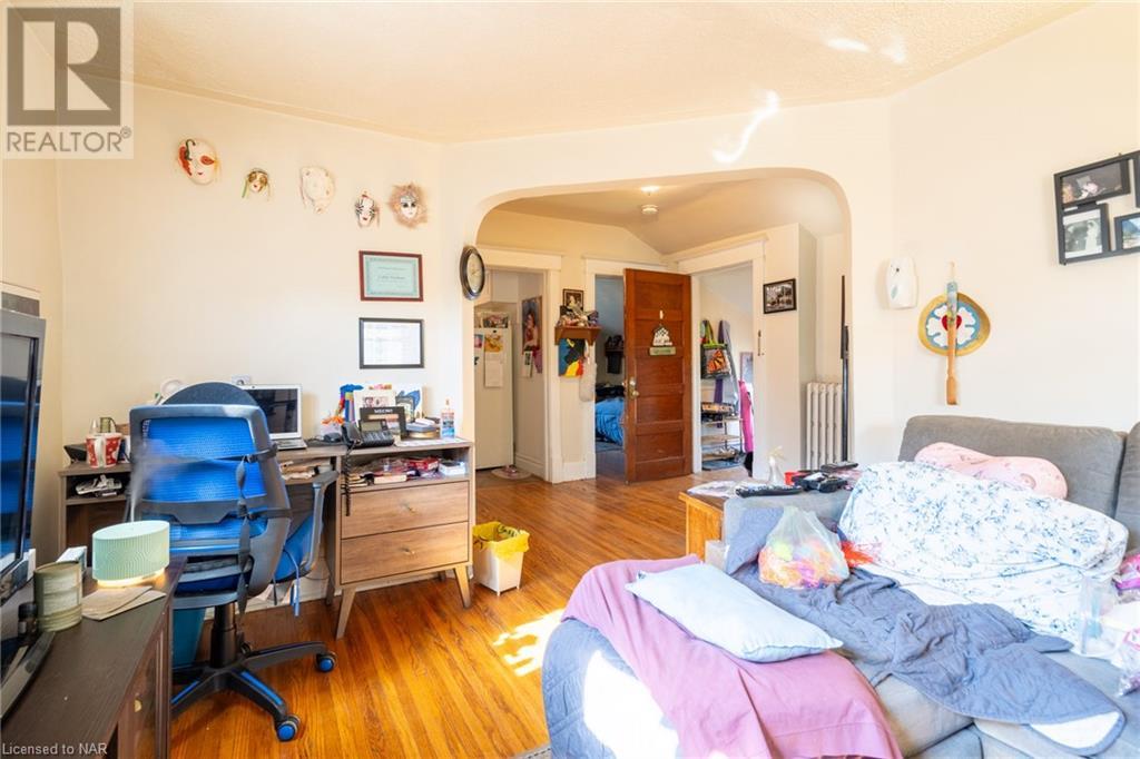 13 Woodland Avenue, St. Catharines, Ontario  L2R 5A1 - Photo 36 - 40518068