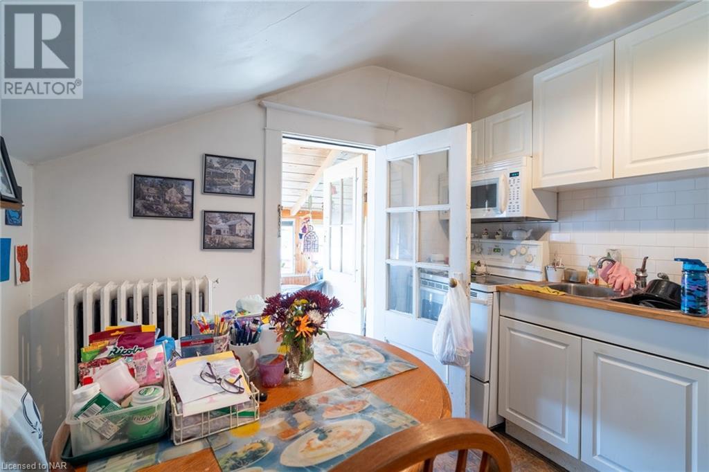 13 Woodland Avenue, St. Catharines, Ontario  L2R 5A1 - Photo 42 - 40518068