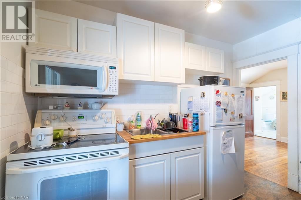 13 Woodland Avenue, St. Catharines, Ontario  L2R 5A1 - Photo 43 - 40518068