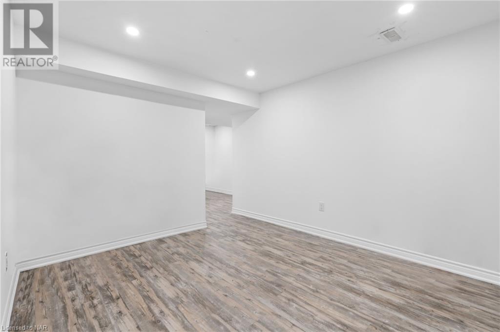 6087 Eaglewood Drive, Niagara Falls, Ontario  L2G 0A7 - Photo 32 - 40517916