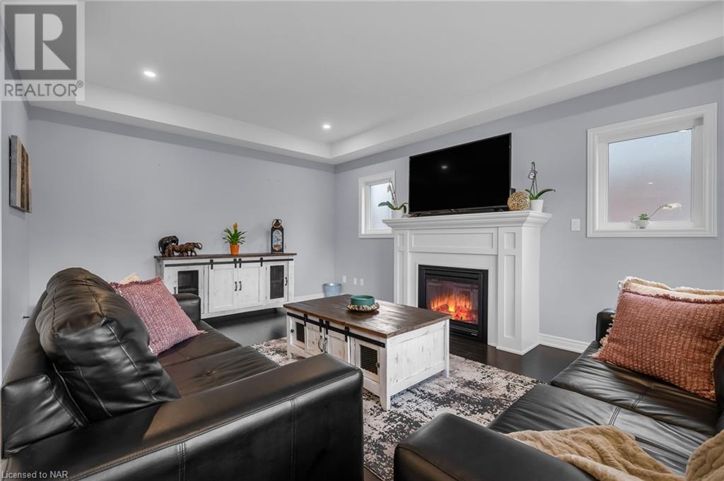 261 Cardinal Crescent, Welland, Ontario  L3C 0B1 - Photo 5 - 40517144