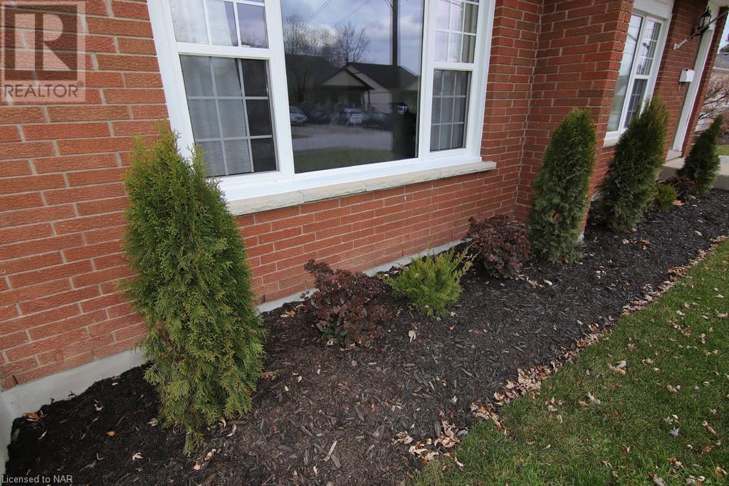 20 B Valley Road, St. Catharines, Ontario  L2S 1Y6 - Photo 2 - 40517098