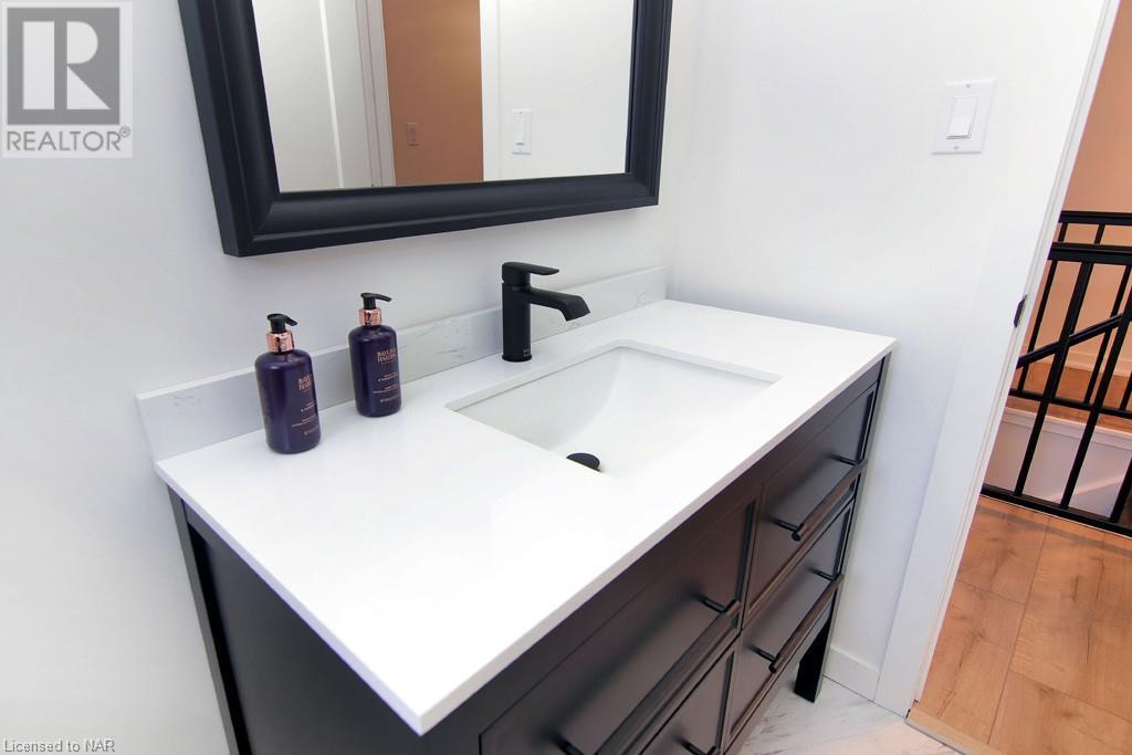 20 B Valley Road, St. Catharines, Ontario  L2S 1Y6 - Photo 9 - 40517098