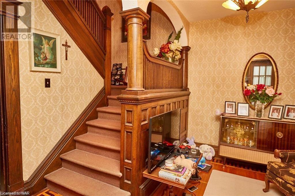4433 Morrison Street, Niagara Falls, Ontario  L2E 2B4 - Photo 3 - 40518116