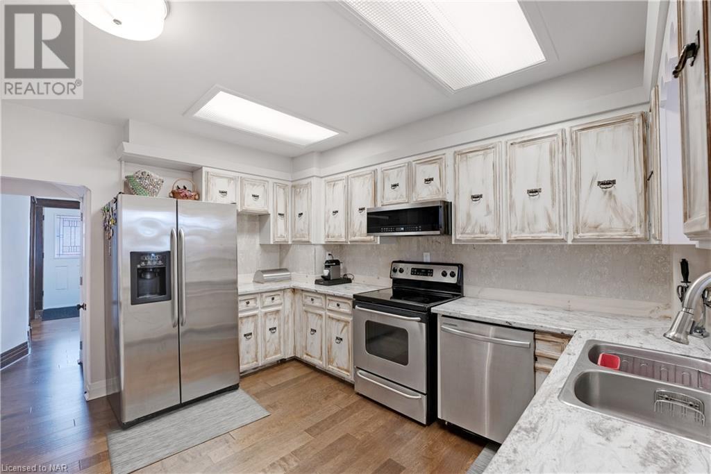 4705 Epworth Circle, Niagara Falls, Ontario  L2E 1C7 - Photo 31 - 40517987