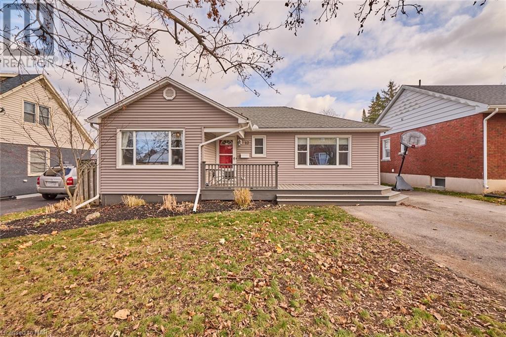 12 PERTH Street, st. catharines, Ontario