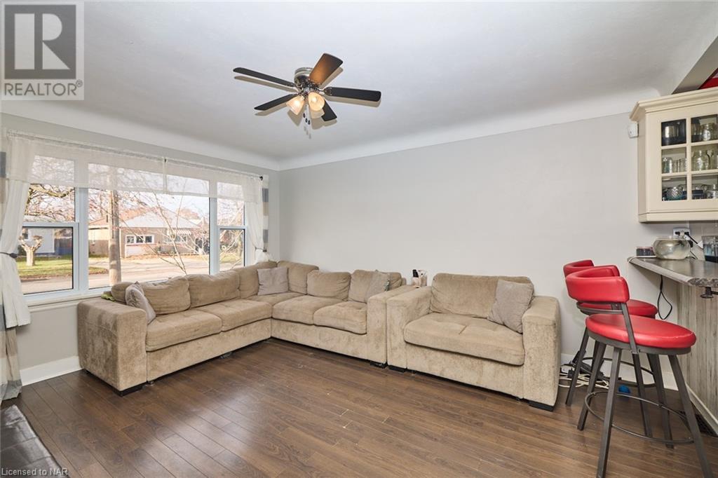 12 Perth Street, St. Catharines, Ontario  L2P 3C9 - Photo 5 - 40517145