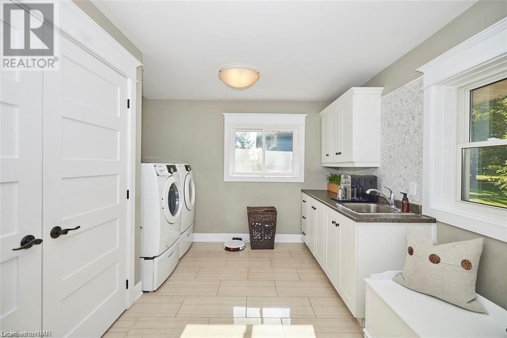 2129 Niagara Parkway, Fort Erie, Ontario  L2A 5M4 - Photo 11 - 40517457