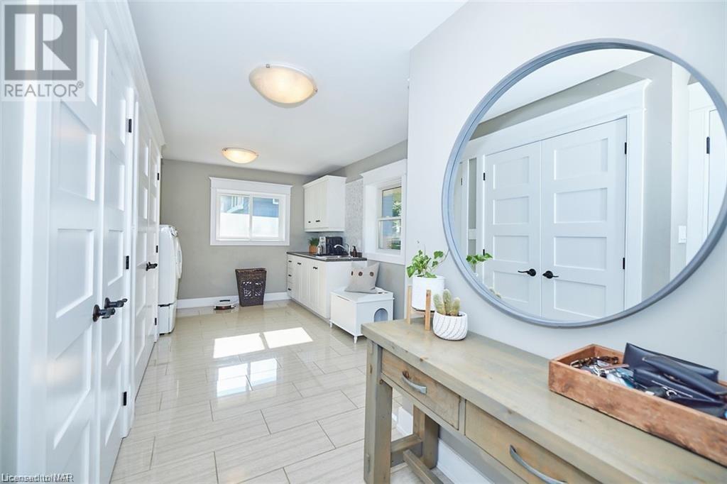 2129 Niagara Parkway, Fort Erie, Ontario  L2A 5M4 - Photo 12 - 40517457