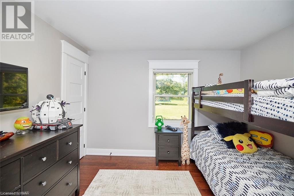 2129 Niagara Parkway, Fort Erie, Ontario  L2A 5M4 - Photo 15 - 40517457