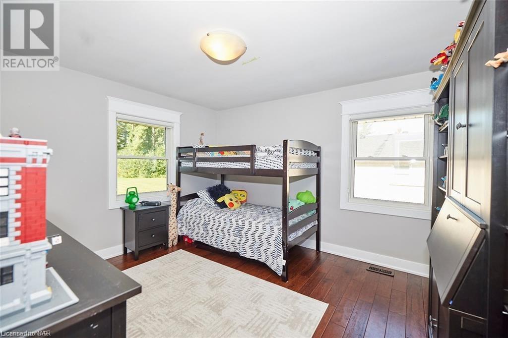 2129 Niagara Parkway, Fort Erie, Ontario  L2A 5M4 - Photo 16 - 40517457