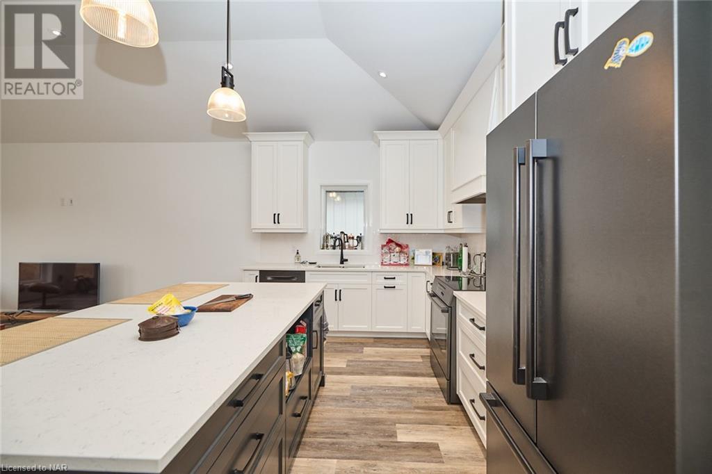 14 Sunrise Court N, Ridgeway, Ontario  L0S 1N0 - Photo 5 - 40515994