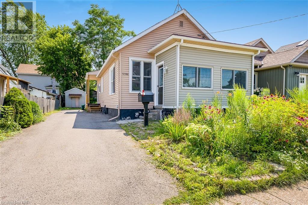5786 Peer Street, Niagara Falls, Ontario  L2G 1X2 - Photo 4 - 40518670