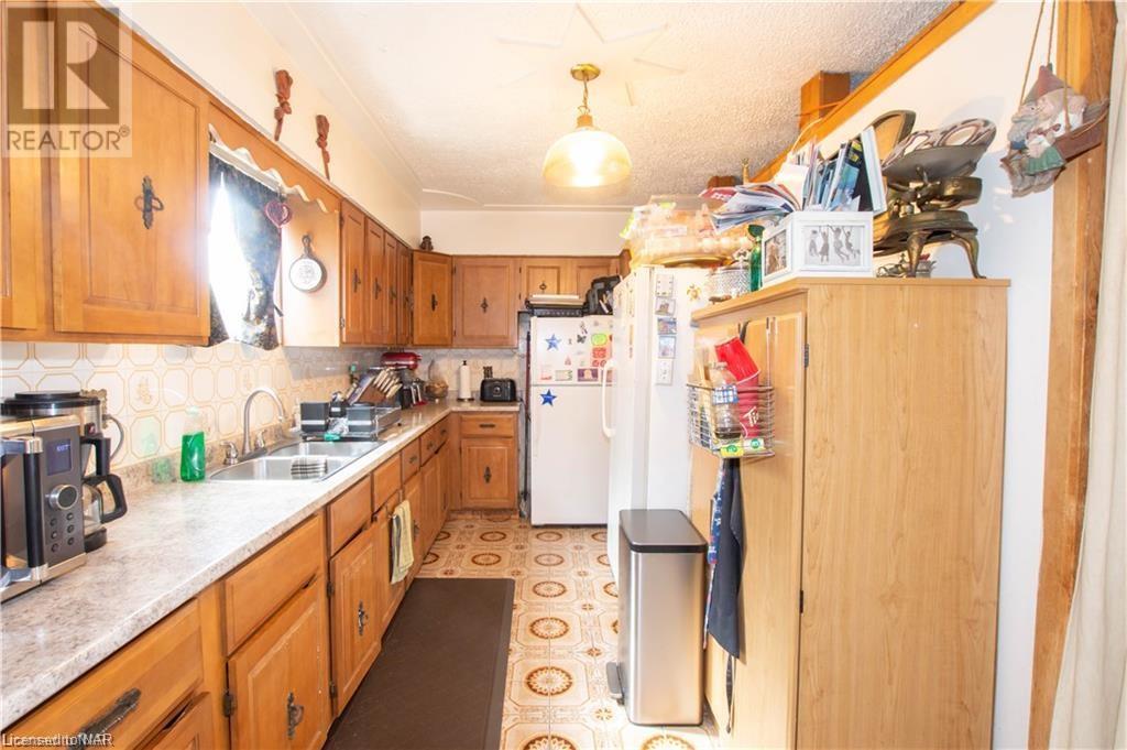 39 Park Street, Welland, Ontario  L3B 4M3 - Photo 10 - 40518689