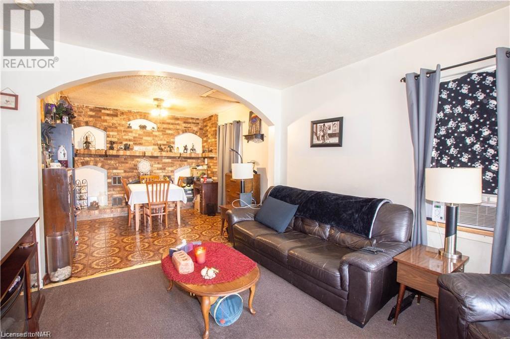 39 Park Street, Welland, Ontario  L3B 4M3 - Photo 5 - 40518689