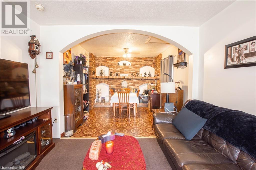 39 Park Street, Welland, Ontario  L3B 4M3 - Photo 6 - 40518689