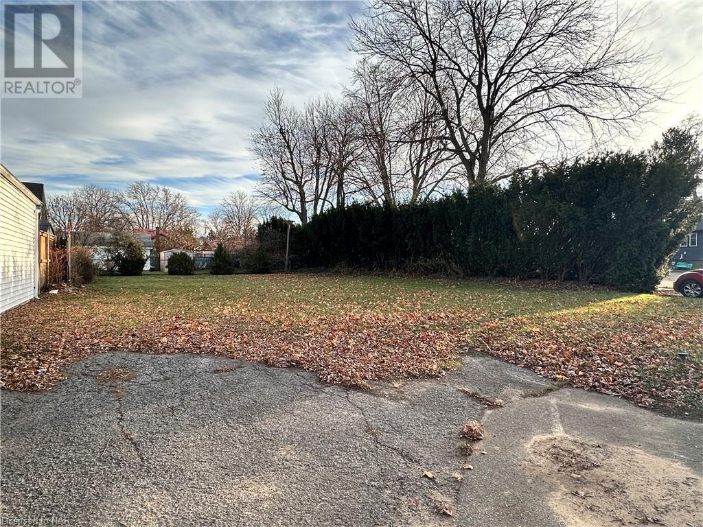 3 Peel Street, St. Catharines, Ontario  L2N 5A1 - Photo 3 - 40515363