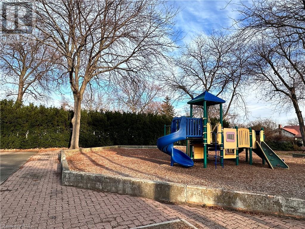 3 Peel Street, St. Catharines, Ontario  L2N 5A1 - Photo 4 - 40515363
