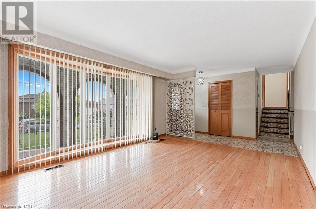 29 West Street N Unit# Upper, Thorold, Ontario  L2V 2S1 - Photo 3 - 40516630