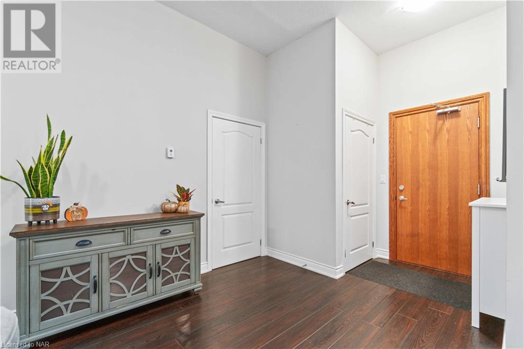 8111 Forest Glen Drive Unit# 132, Niagara Falls, Ontario  L2H 2Y7 - Photo 2 - 40519201