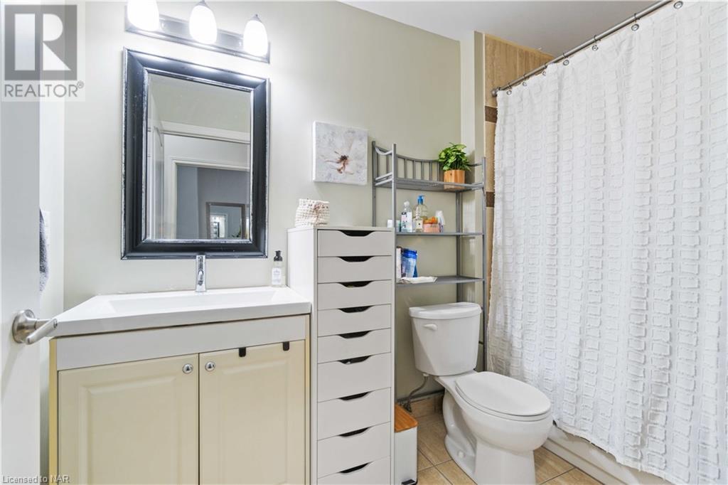 8111 Forest Glen Drive Unit# 132, Niagara Falls, Ontario  L2H 2Y7 - Photo 9 - 40519201