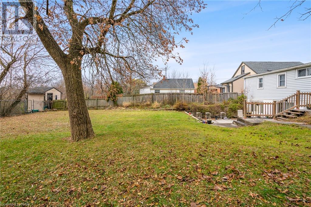 22 Inglewood Road, St. Catharines, Ontario  L2P 2C4 - Photo 12 - 40517647