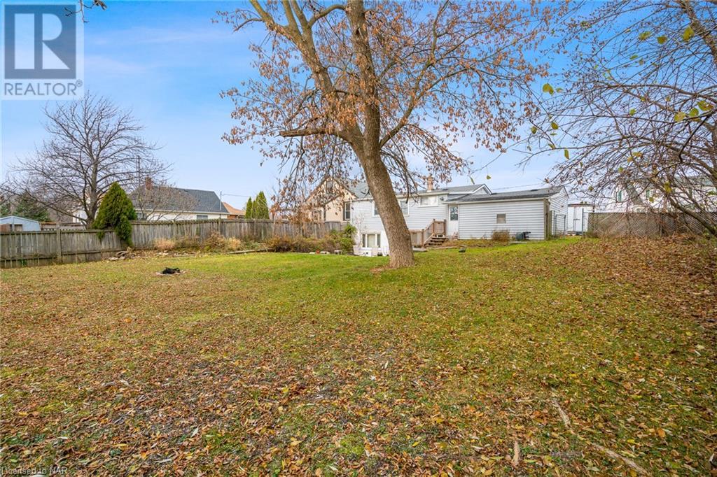 22 Inglewood Road, St. Catharines, Ontario  L2P 2C4 - Photo 13 - 40517647