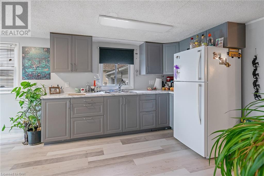 22 Inglewood Road, St. Catharines, Ontario  L2P 2C4 - Photo 19 - 40517647