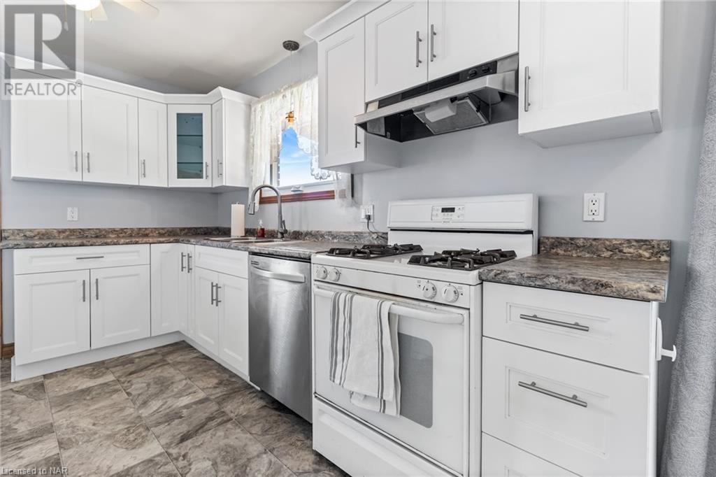 213 Hampton Avenue, Port Colborne, Ontario  L3K 5S4 - Photo 7 - 40518194