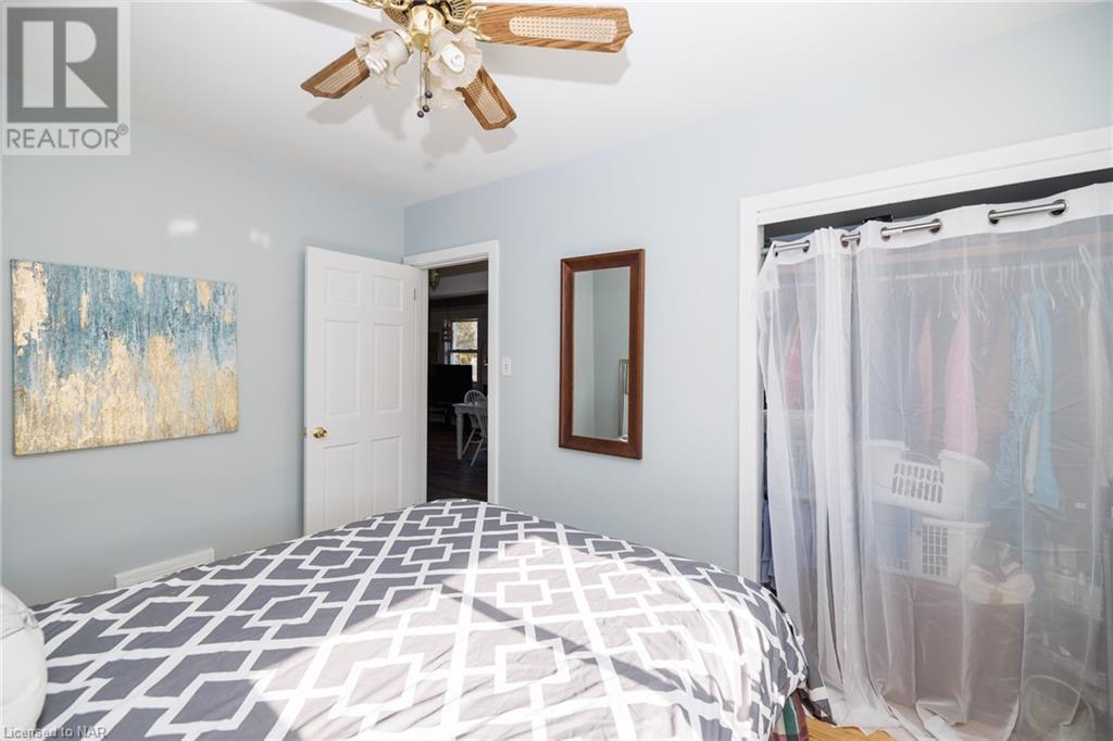 33 Argyle Crescent, St. Catharines, Ontario  L2P 2P5 - Photo 10 - 40517859