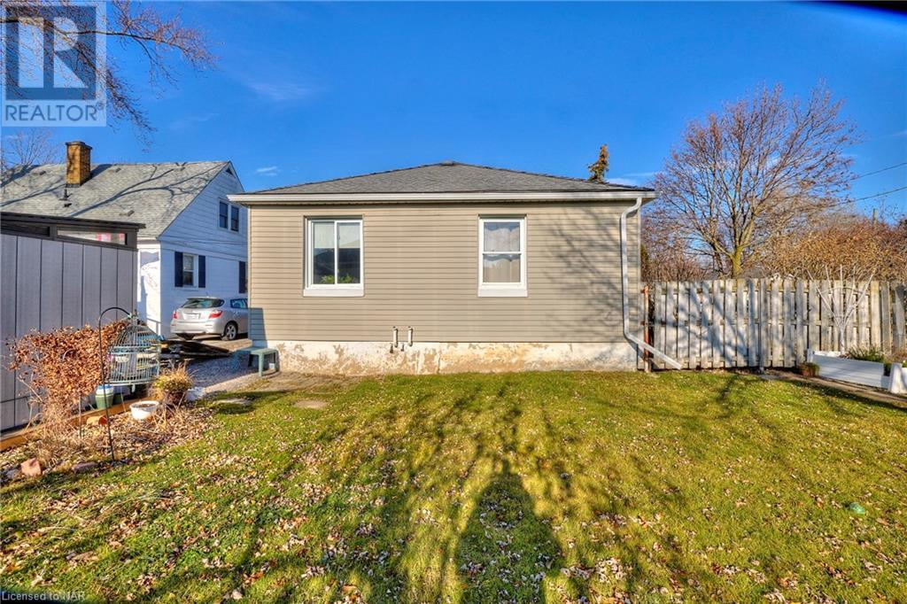 33 Argyle Crescent, St. Catharines, Ontario  L2P 2P5 - Photo 19 - 40517859