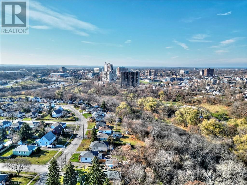 33 Argyle Crescent, St. Catharines, Ontario  L2P 2P5 - Photo 25 - 40517859