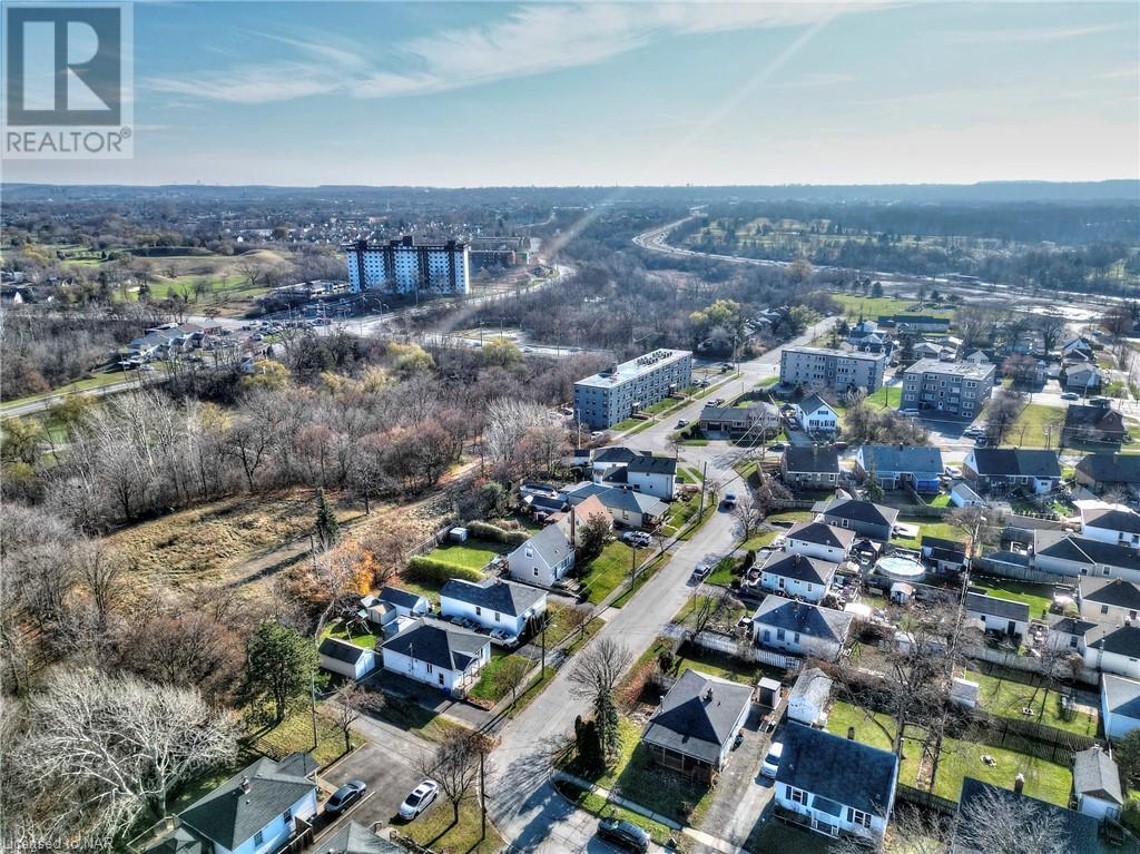 33 Argyle Crescent, St. Catharines, Ontario  L2P 2P5 - Photo 26 - 40517859