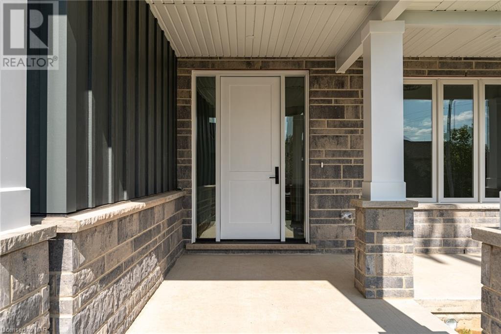 18 Prospect Point Road N, Ridgeway, Ontario  L0S 1N0 - Photo 2 - 40519385